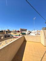 Ático Dúplex con Encanto en el Corazón de Alicante photo 0