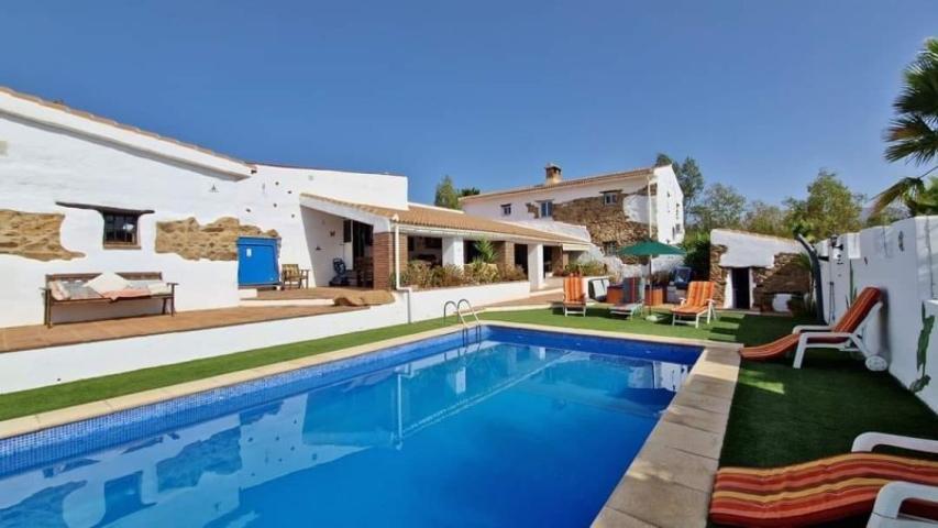 Casa Rural en Venta en Riogordo, Málaga photo 0