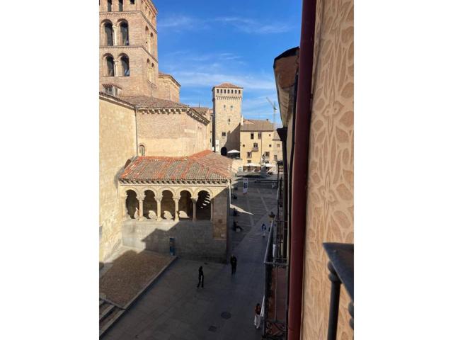 Dúplex en Juan Bravo photo 0