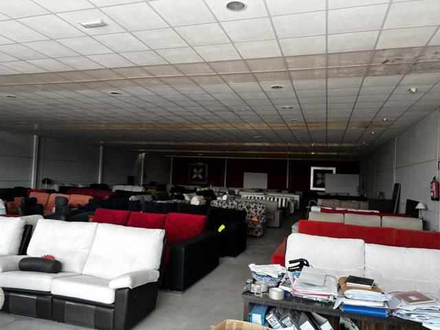 Nave industrial en venta en benimuslem. photo 0