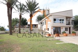 Chalen en venta en Monte Júcar Alberic photo 0