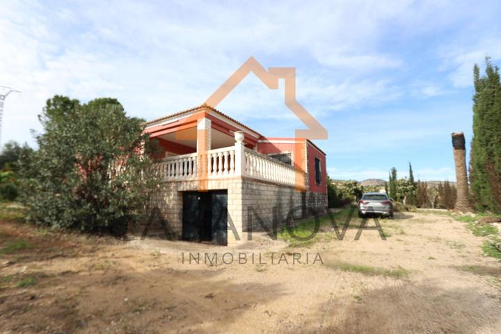 Chalet con campos de aguacates en venta en Sumacarcer. photo 0