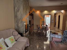 Casa en venta en Castelló photo 0