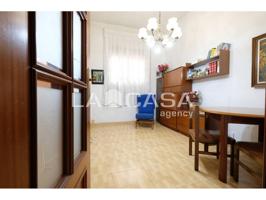 Piso en venta en Vilapicina-La Torre Llobeta(08016) photo 0
