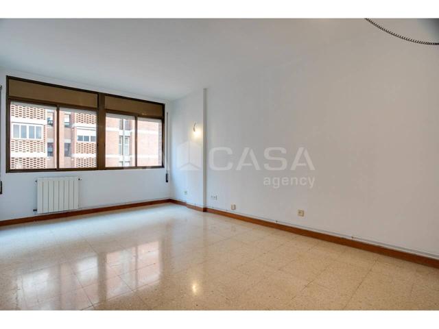 Piso en venta en La Verneda-La Pau(08020) photo 0