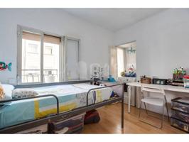 Venta de piso en L'Hospitalet de Llobregat photo 0