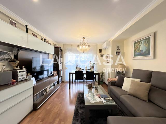 Piso en venta en La Sagrera(08027) photo 0