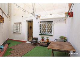 Piso en venta en Pubilla Cases(08906) photo 0