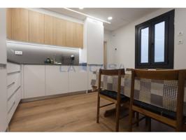 Piso en venta en Navas(08027) photo 0