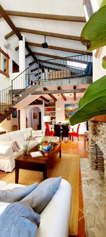 IMPRESIONANTE CHALET photo 0