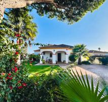 MAGNIFICO CHALET EN LAS VEGUETAS! 140m2 y 820m2 de parcela!! photo 0