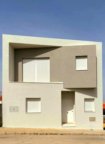 CASA CON PISCINA EN EL CENTRO DE CHICLANA, ZONA FUENTEAMARGA photo 0