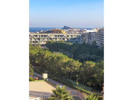 Espectacular Piso Reformado en el Corazón de Benidorm – 128 m² con Vistas al Mar photo 0
