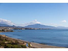 Exclusivo Apartamento en 1º línea de playa en Casares Costa photo 0