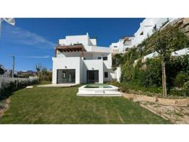 APARTAMENTO CON JARDÍN PRIVADO EN CASARES GOLF photo 0
