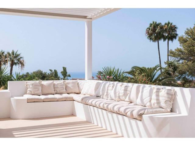 Elegante Villa con Vistas al Mar photo 0