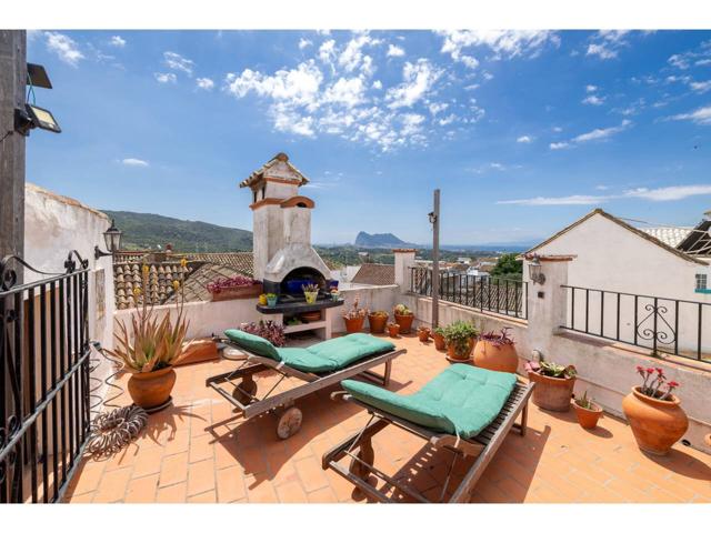 Exclusiva Casa de Pueblo en San Roque photo 0