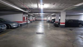 Plaza De Parking en venta en DOS HERMANAS de 23 m2 photo 0