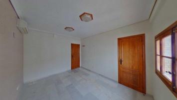 Local en venta en VILLANUEVA DEL ARISCAL de 1031 m2 photo 0