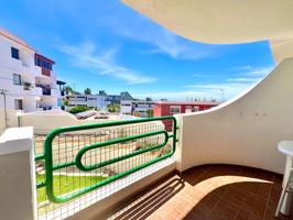 Apartamento de un dormitorio con balcón y vistas al mar cerca de la playa en San Agustín photo 0