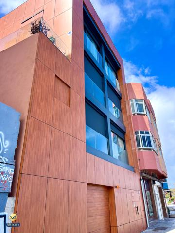 Ático Exclusivo en el Corazón de Las Palmas de Gran Canaria – Vistas Panorámicas al Mar photo 0