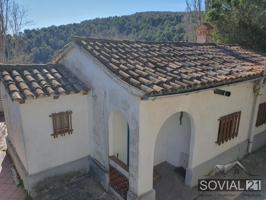 Casa para reformar con parcela de 381 m² en Baixador de Vallvidrera photo 0