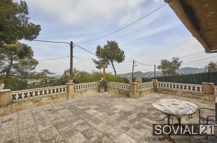 ✨ Exclusiva finca con dos viviendas independientes y vistas espectaculares en Collserola photo 0