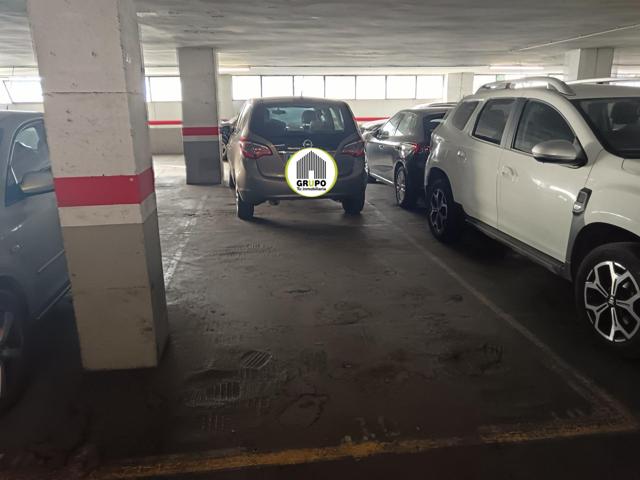 PARKING COMODA DE FACIL ACCESO BINGO CORNELLÀ photo 0
