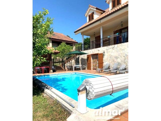 Chalet individual con piscina privada en Treto photo 0