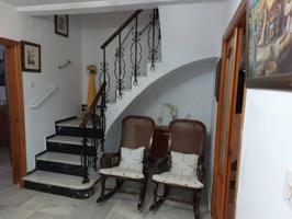 Casa adosada en venta en Lucena photo 0