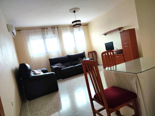SE VENDE PISO EN LA GRANADILLA photo 0
