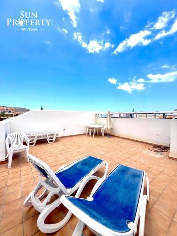 ENCANTADOR APARTAMENTO ÁTICO CON DOS TERRAZAS EN LOS CRISTIANOS photo 0