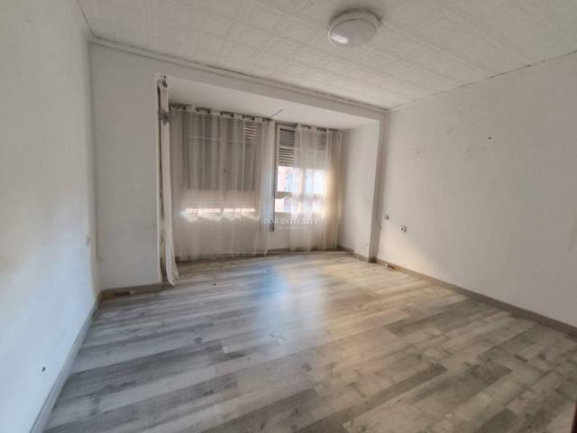Piso en venta en Zona Estación-Universidad photo 0