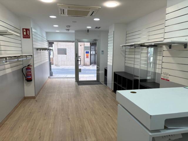 Local en venta en calle Major photo 0