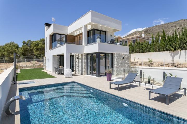 Villas de lujo de obra nueva compuestas por 11 villas independientes en Finestrat photo 0