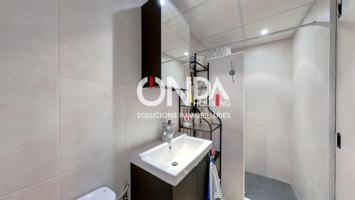 Casa de cuatro alturas en Camarasa photo 0