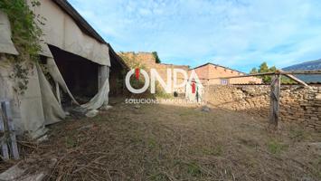 🏰✨ Se vende terreno urbano en el corazón de Àger, junto al majestuoso castillo medieval 🏡✨ photo 0