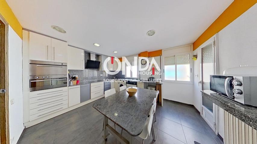 🏡 SE VENDE ESPECTACULAR APARTAMENTO EN TREMP DE 85 m². photo 0