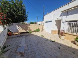Casa en venta en Sant Jaume d'Enveja photo 0