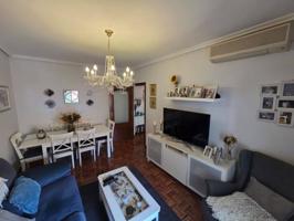 Piso en venta en Berruguete(28039) photo 0