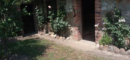 CASA CON PATIO photo 0