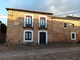 Dos Casas en Castrillo de los Polvazares, León photo 0