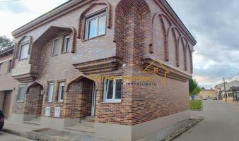 CHALET A ESTRENAR EN VILLORIA photo 0