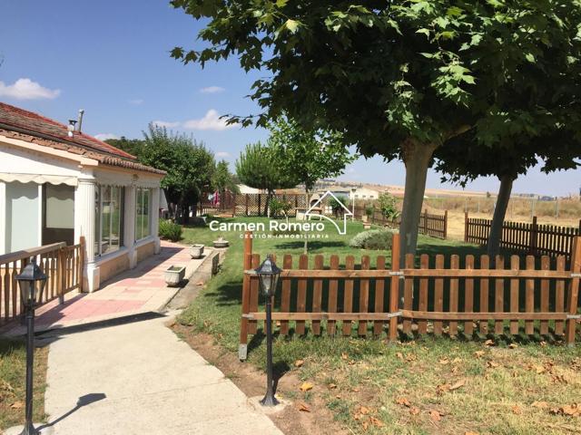 Casa -chalet en planta baja con nave y terreno en Babilafuente photo 0
