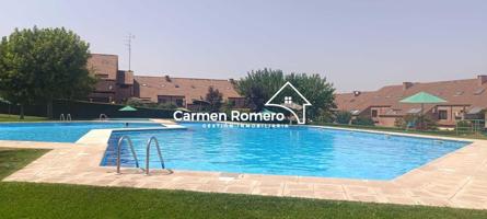 DUPLEX EN URB. LAS CANTERAS CON GARAJE CERRADO Y PISCINA Y ZONA DEPORTIVAS photo 0