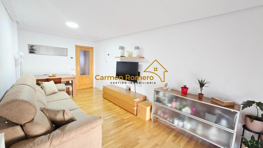PISO SEMINUEVO EN CARBAJOSA DE LA SAGRADA photo 0