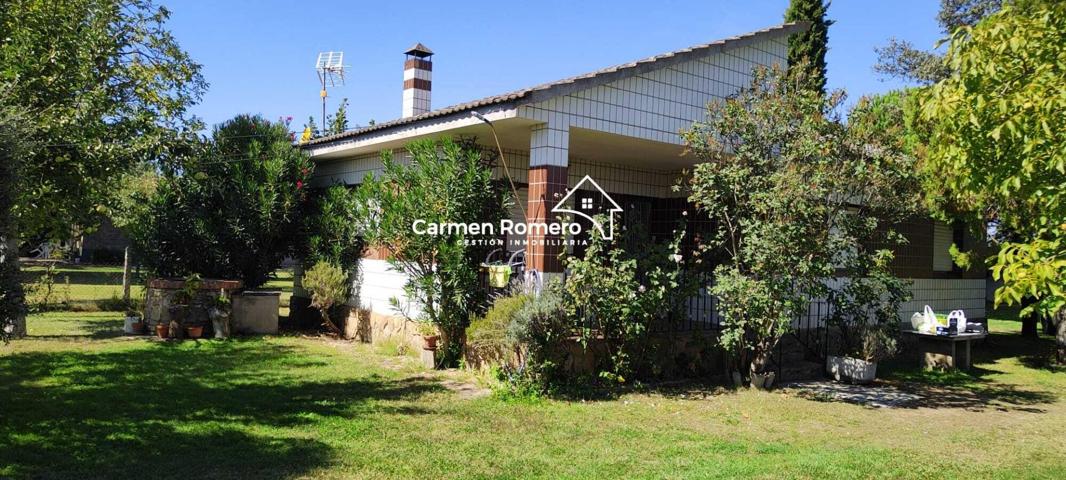 CHALET INDIVIDUAL EN PLANTA BAJA  A 7 KM DE SALAMANCA COM PARCELA DE 1500 M2 URB. VALDECARRETAS photo 0