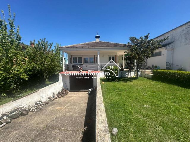 Chalet unifamiliar en venta en Santa Marta de Tormes photo 0
