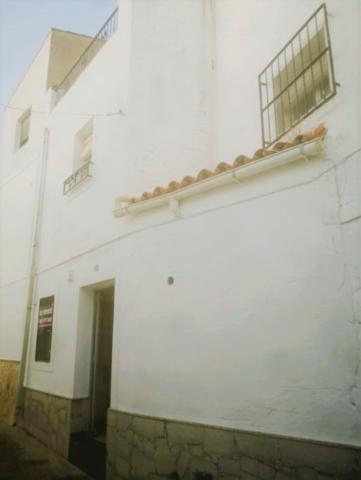Casa En venta en Calle Saturnino Rubio, Valle De Santa Ana photo 0
