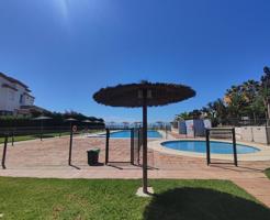 Apartamento en venta en primera línea de playa en la Urb. Bahía de Estepona. Málaga photo 0